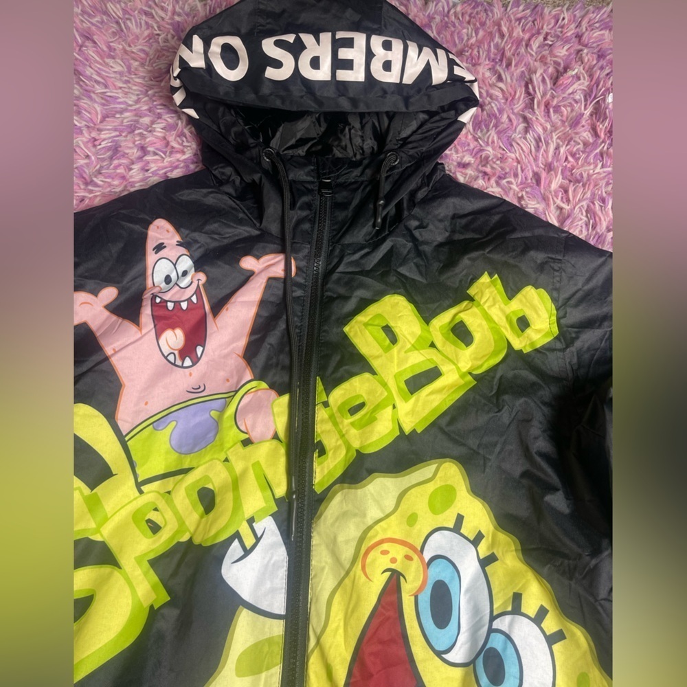 Members Only X Nickelodeon SpongeBob SquarePants Puffer All Over Print Jacket Co - Picture 3 of 6